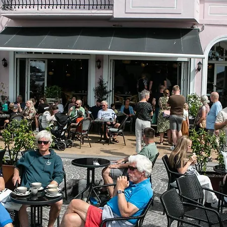 Harbour House Semesterbostad