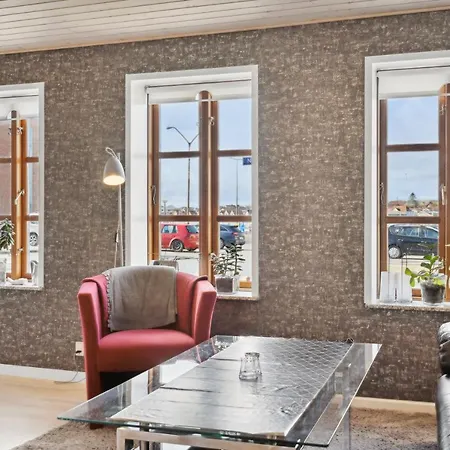 Harbour House בית נופש *
